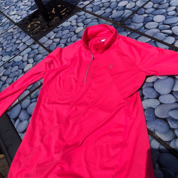 Old Navy Active Top Go Dry Workout Top Sweatshirt - Picture 2 of 4